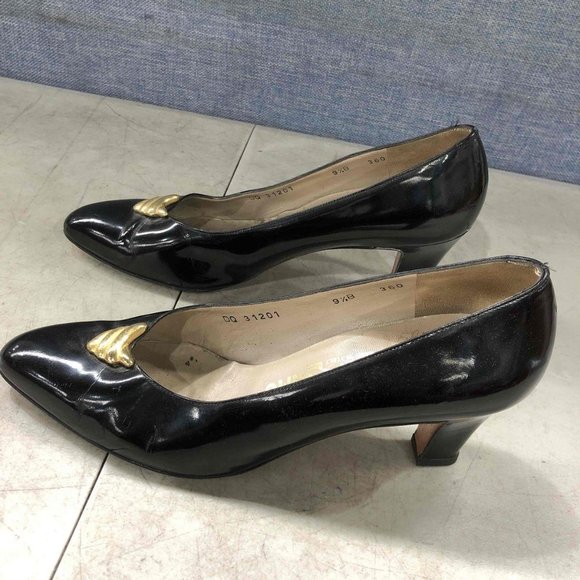 Salvatore Ferragamo Shoes - Salvatore Ferragamo  Patent Leather  Women's Back  Kitten Heel Shoes Size 9.5B